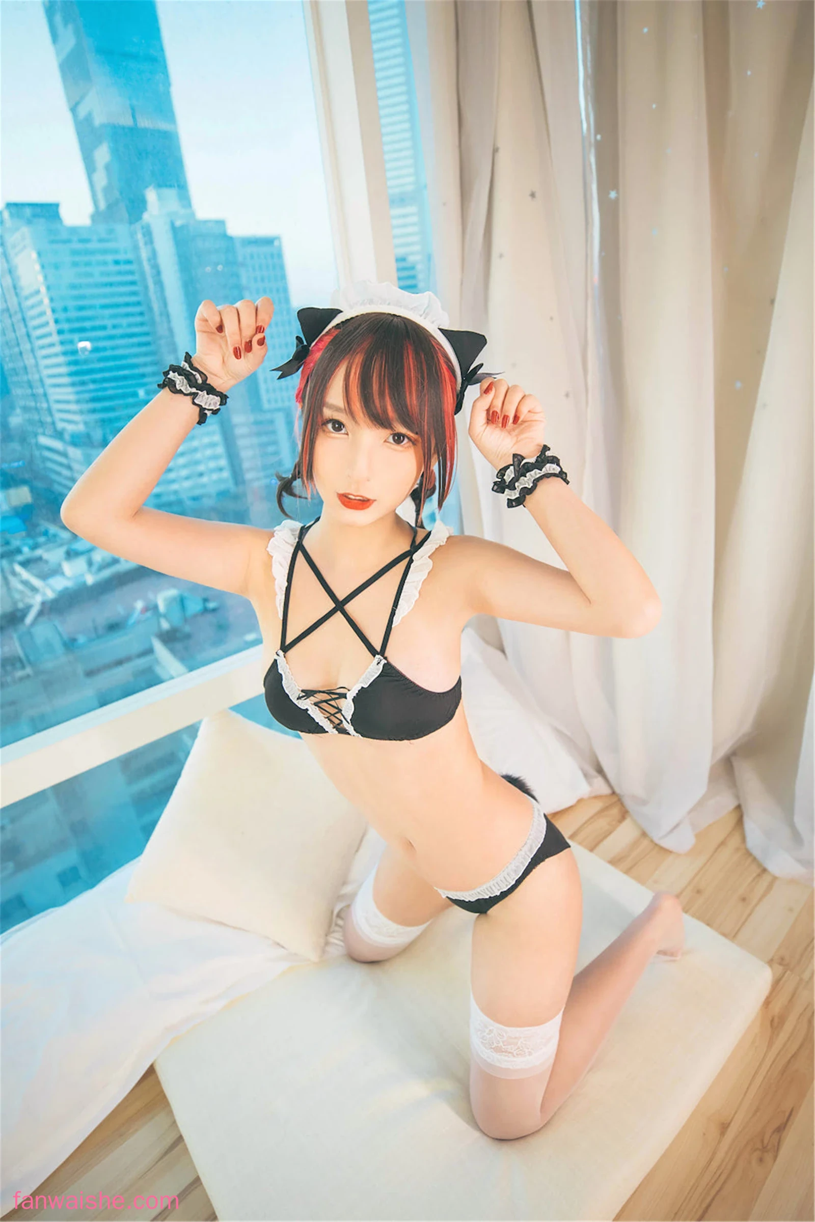 神楽坂真冬 神楽坂真冬 NO.69 - 第三季 序号20：《白黒の猫》
