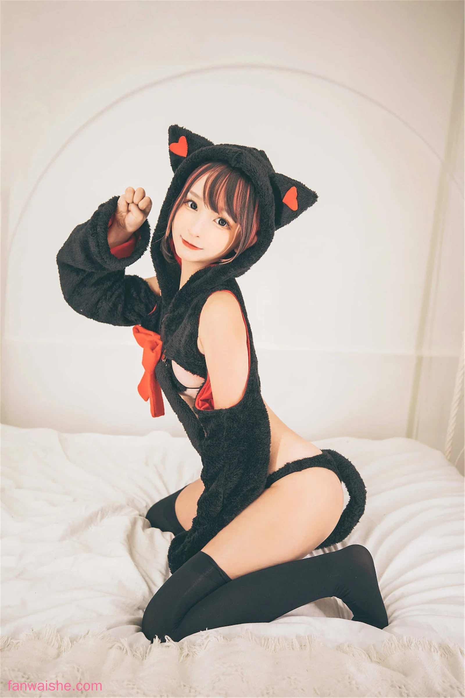 神楽坂真冬 神楽坂真冬 NO.69 - 第三季 序号20：《白黒の猫》