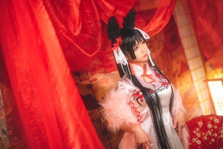 蠢沫沫《爱宕旗袍》主题写真：40张全套美图