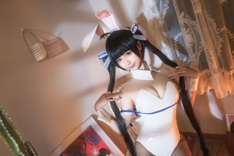 蠢沫沫《赫斯提亚兔女郎》主题写真：40张全套美图