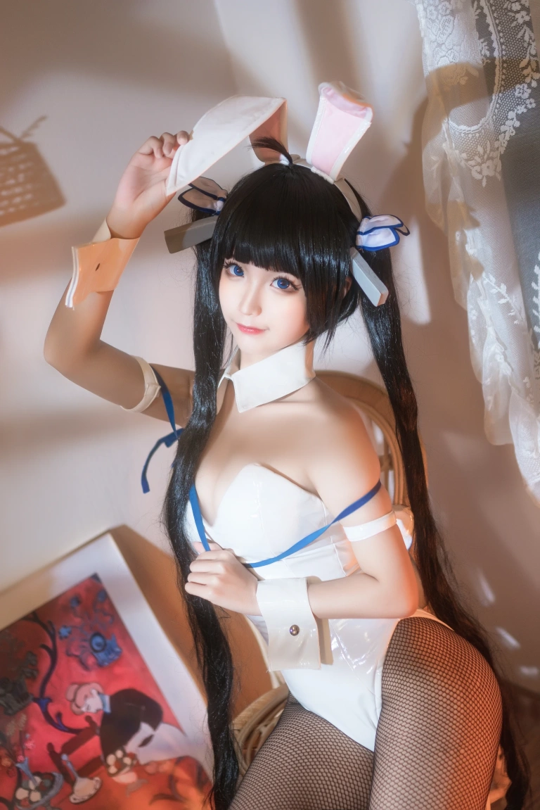 蠢沫沫《赫斯提亚兔女郎》主题写真：40张全套美图