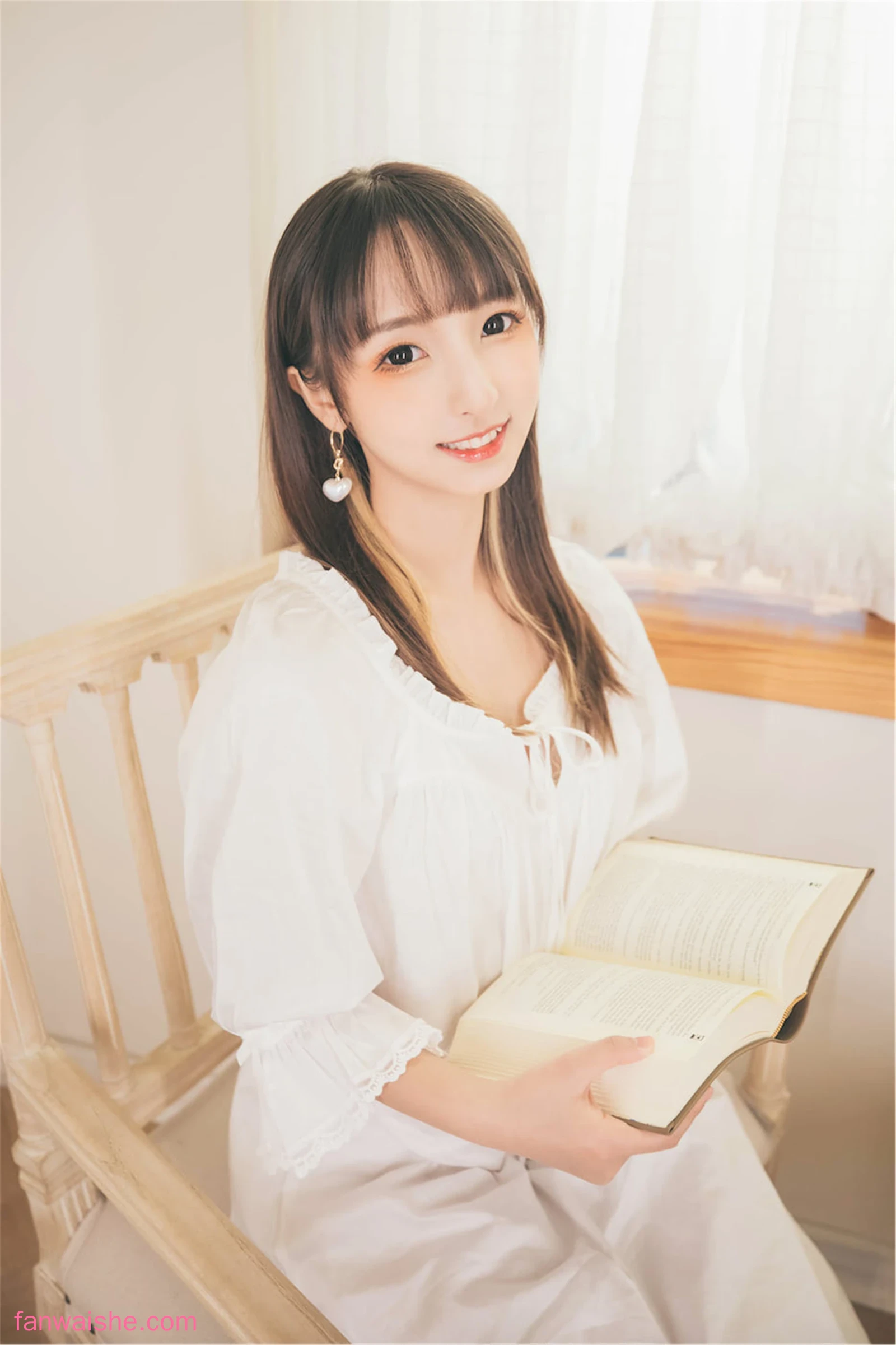 神楽坂真冬 神楽坂真冬 NO.72 - 第三季 序号23 ：《許しの日》苦行修女