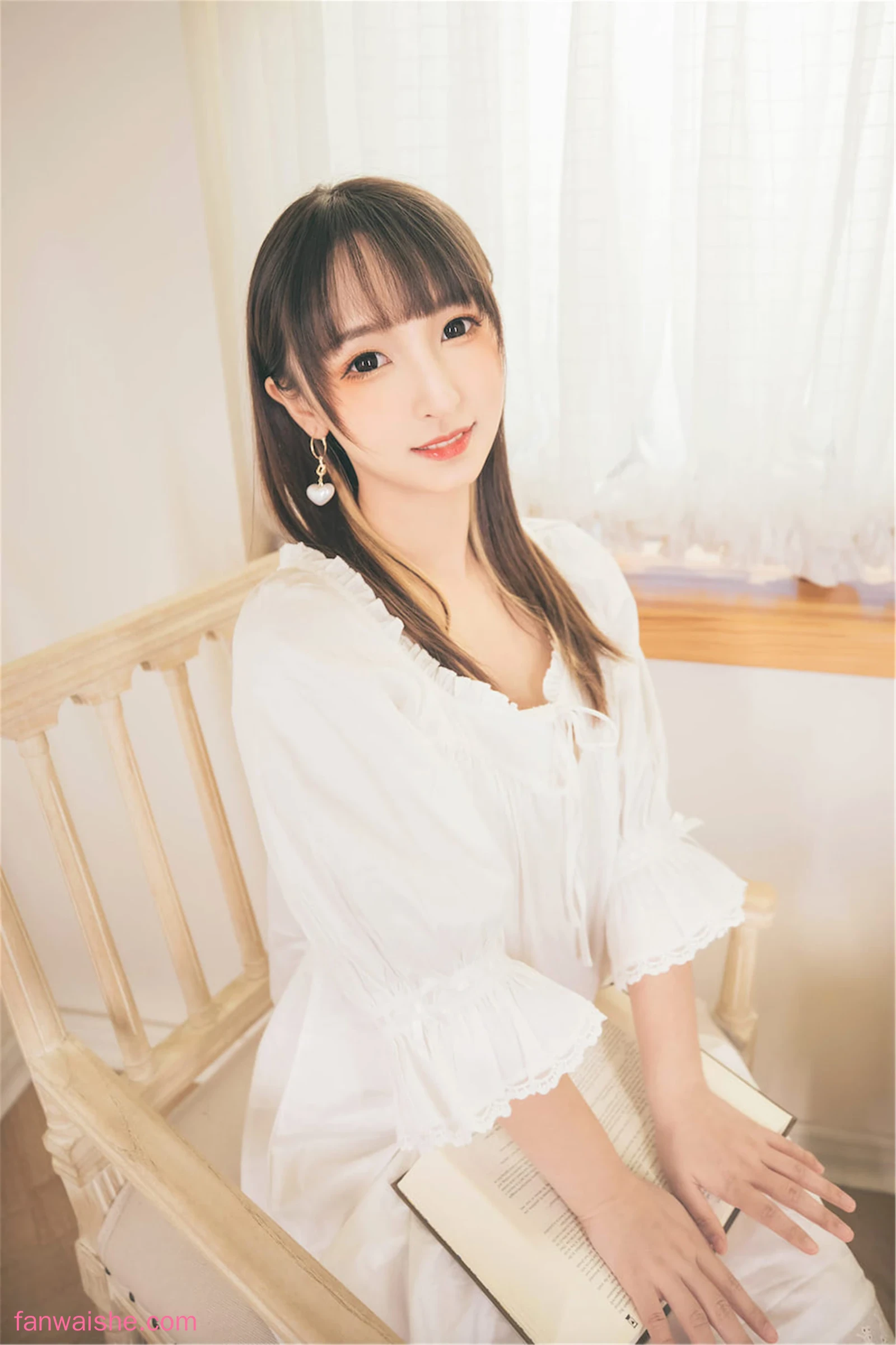 神楽坂真冬 神楽坂真冬 NO.72 - 第三季 序号23 ：《許しの日》苦行修女