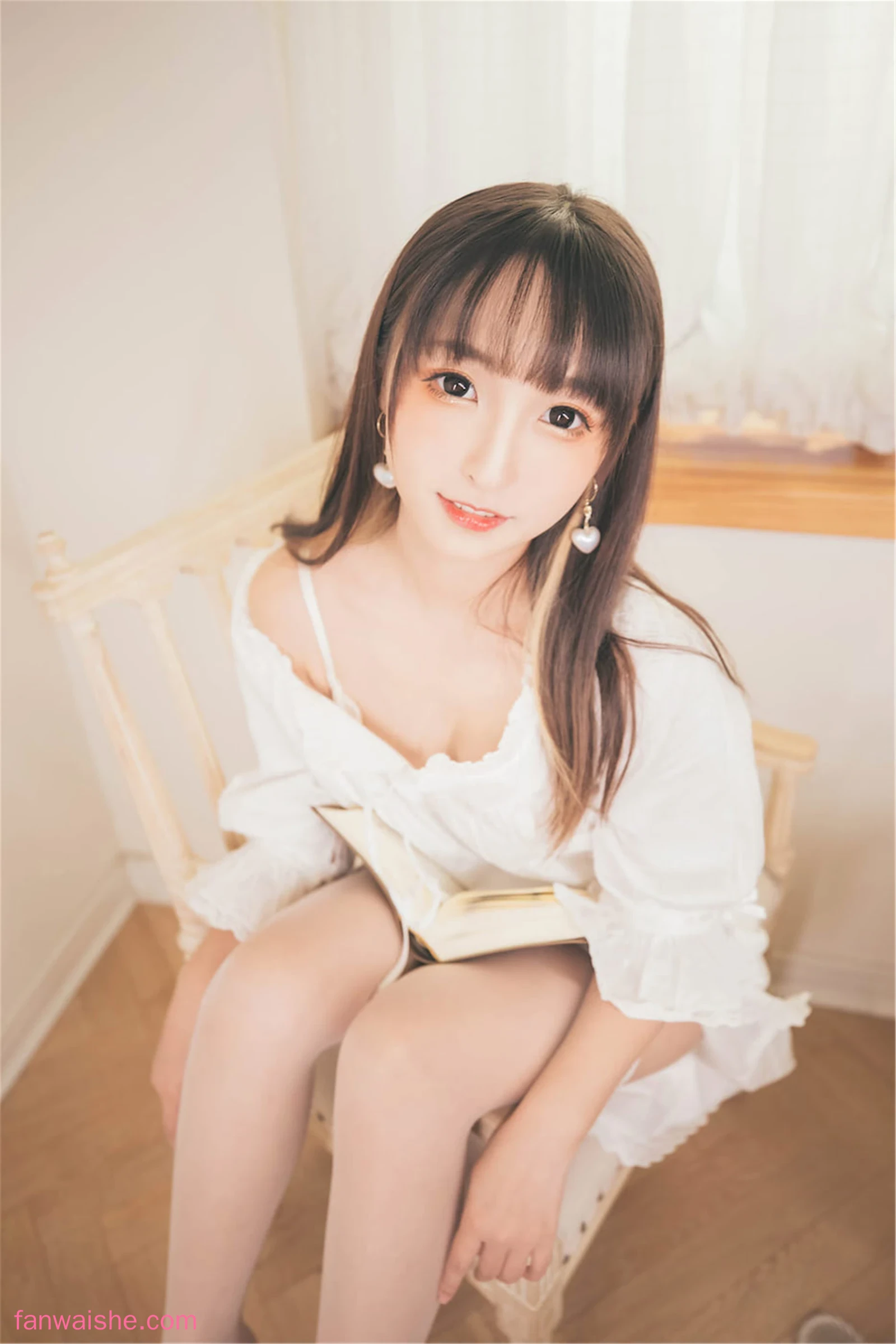 神楽坂真冬 神楽坂真冬 NO.72 - 第三季 序号23 ：《許しの日》苦行修女
