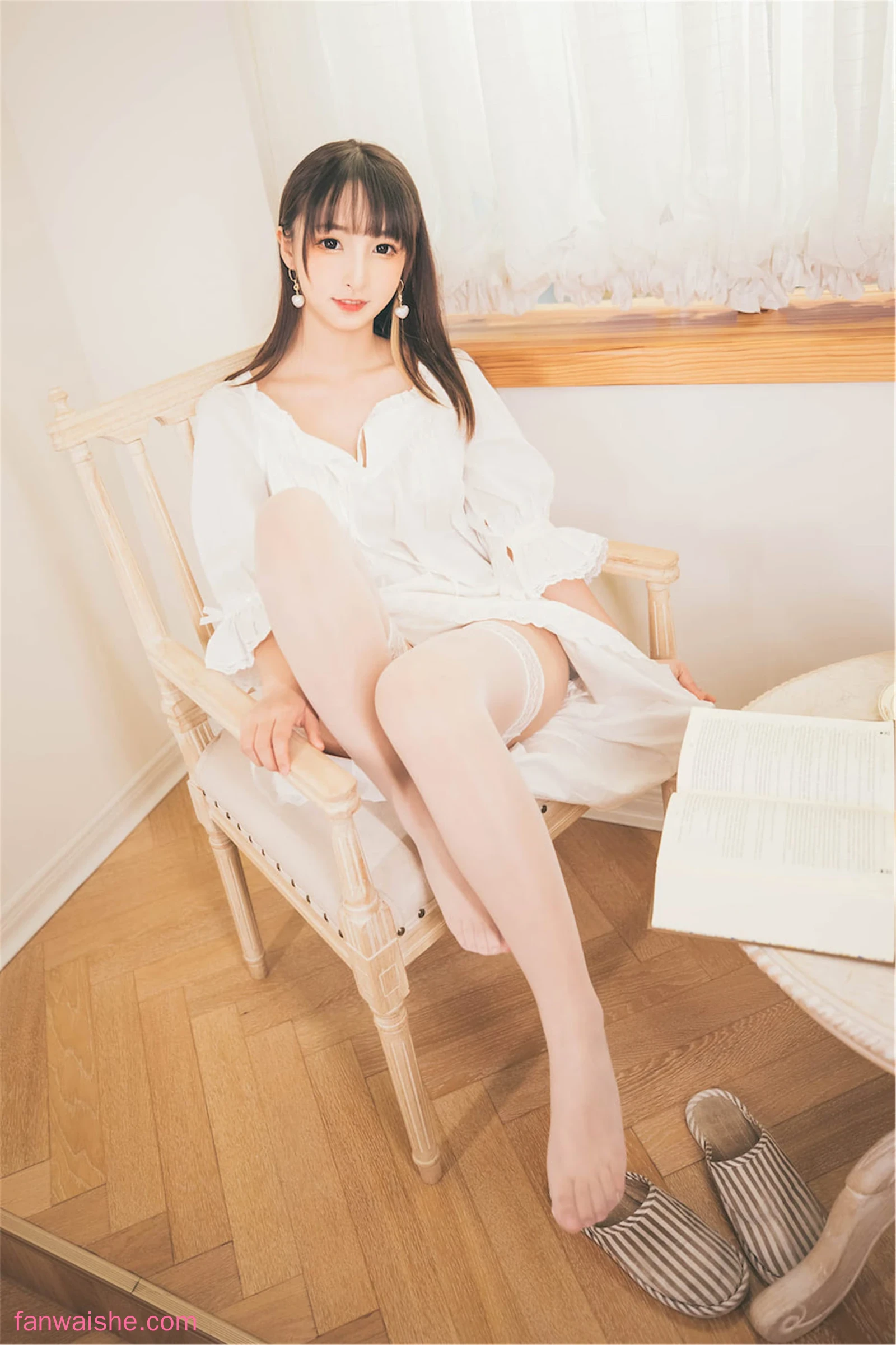 神楽坂真冬 神楽坂真冬 NO.72 - 第三季 序号23 ：《許しの日》苦行修女