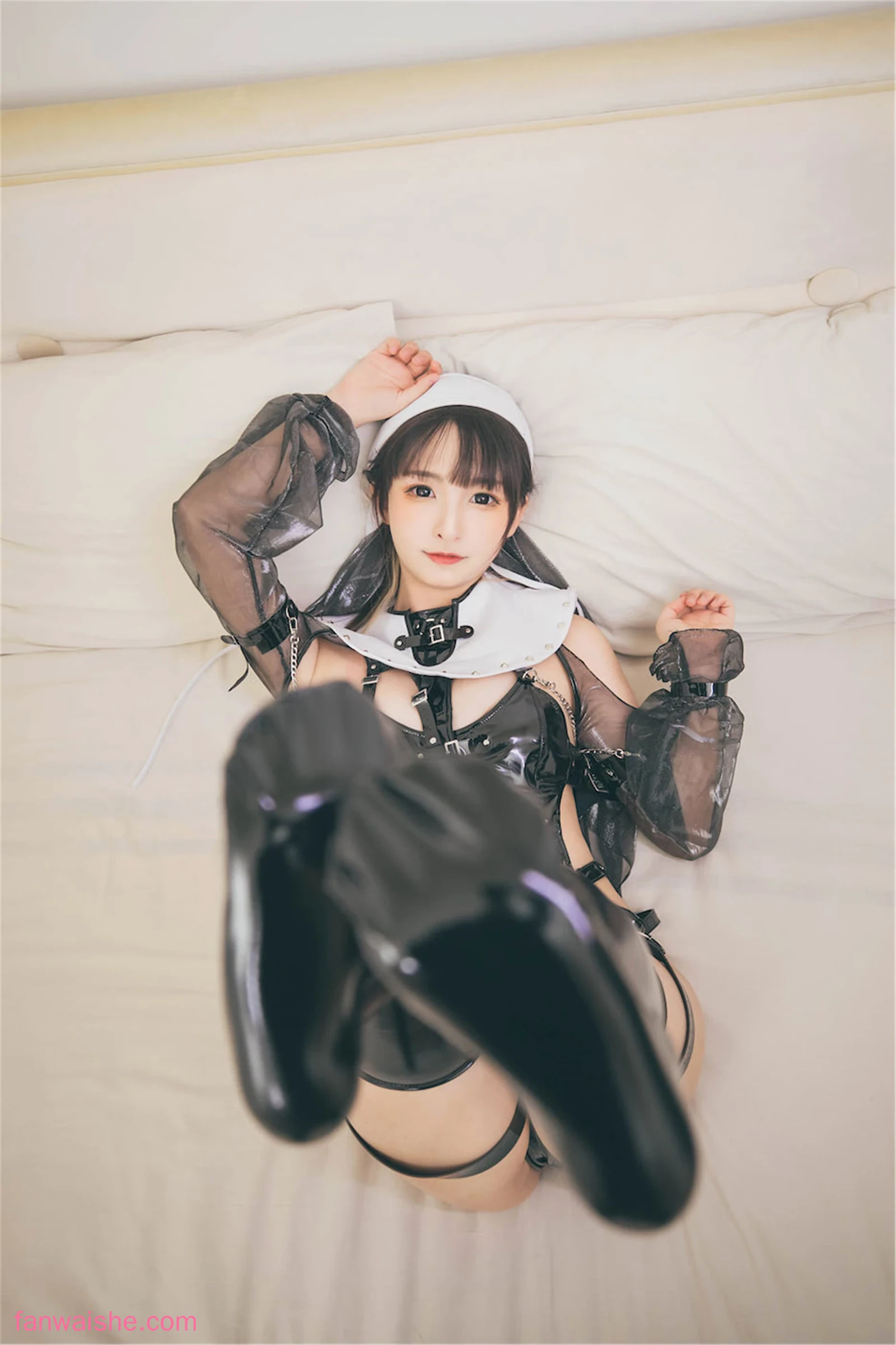 神楽坂真冬 神楽坂真冬 NO.72 - 第三季 序号23 ：《許しの日》苦行修女