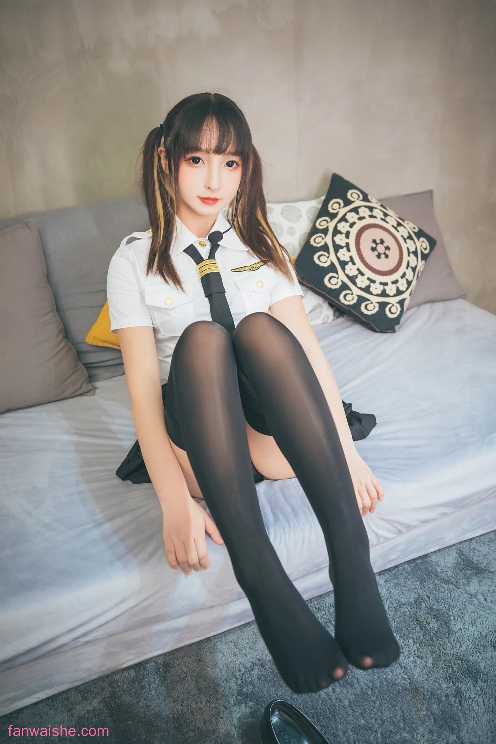 神楽坂真冬 神楽坂真冬 NO.73 - 第三季 序号24：「お帰りなさい、指揮官」