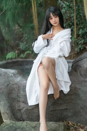 桜井宁宁《温泉》主题写真：60张全套美图