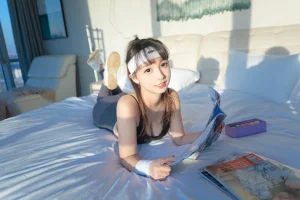 神楽坂真冬《第三季 序号26：健身主题《温度の香り》》主题写真：150张全套美图，含2个视频