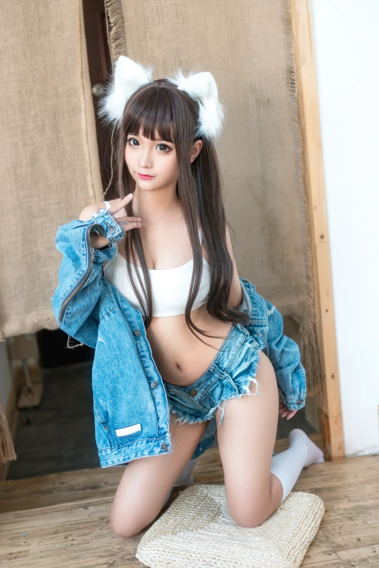 蠢沫沫《牛仔衣》主题写真：40张全套美图
