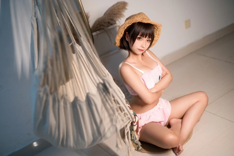 蠢沫沫《佩蒂睡衣》主题写真：40张全套美图