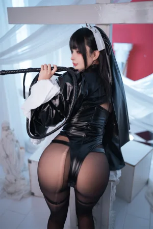 桜井宁宁《皮衣修女》主题写真：60张全套美图