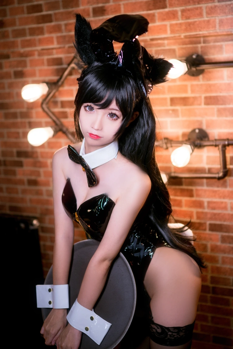 蠢沫沫《爱宕兔女郎》主题写真：40张全套美图