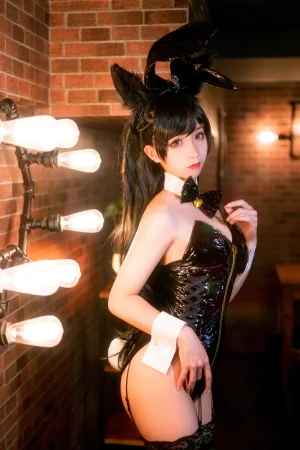 蠢沫沫《爱宕兔女郎》主题写真：40张全套美图