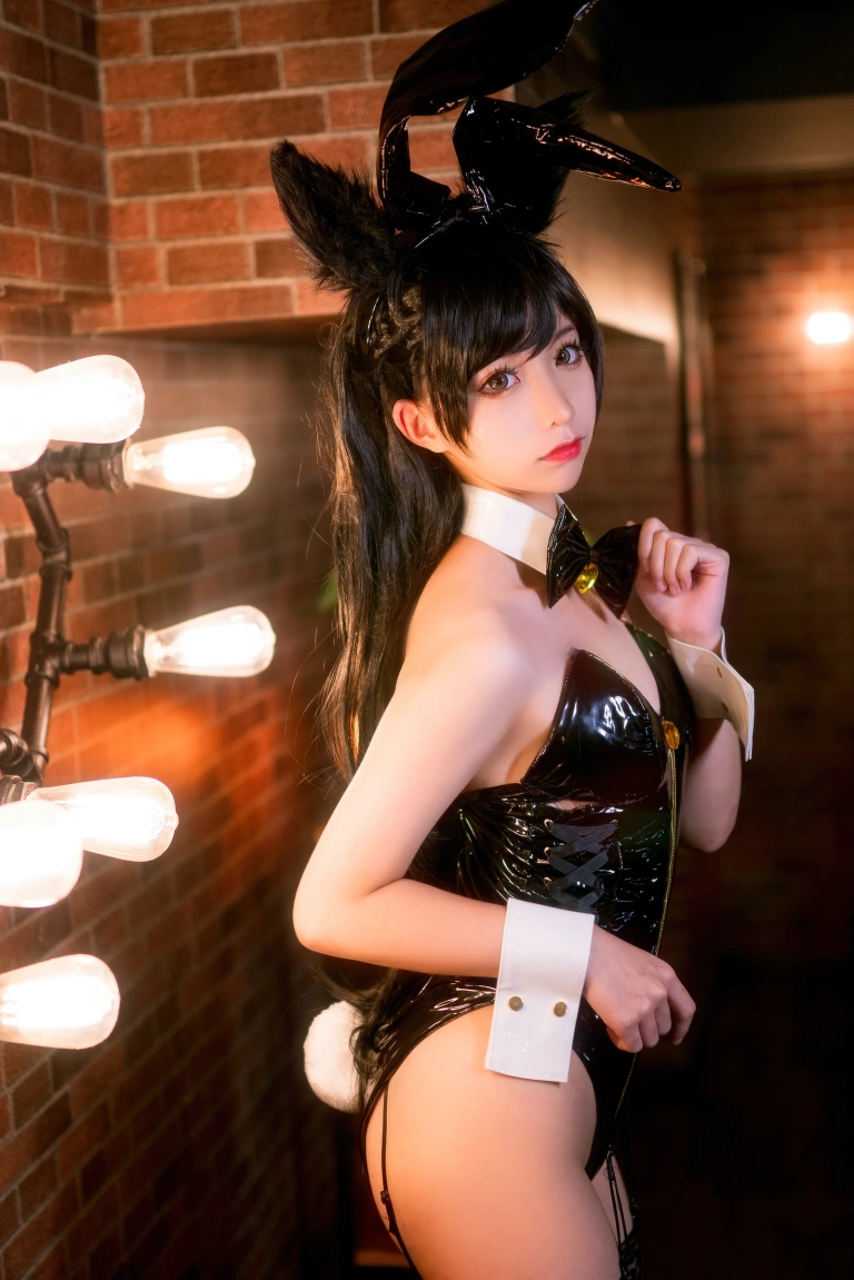 蠢沫沫《爱宕兔女郎》主题写真：40张全套美图