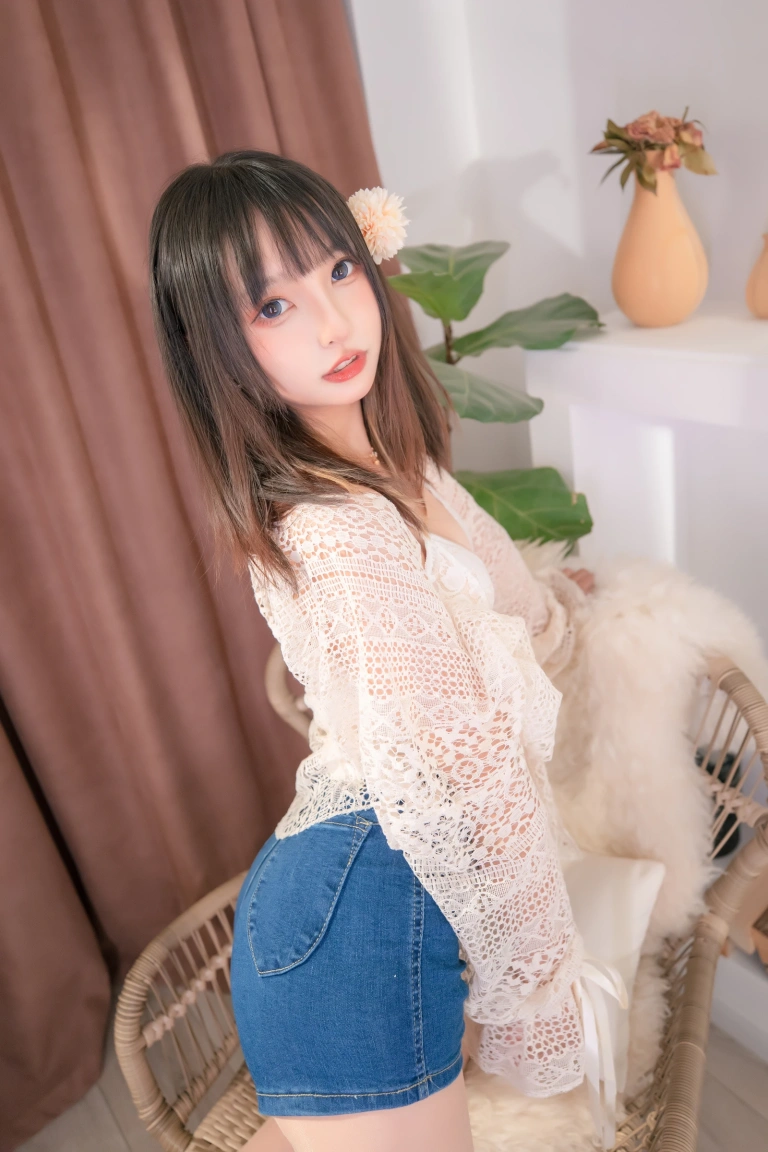 神楽坂真冬《第三季 序号31：牛仔裤女孩《牛仔狂热》》主题写真：150张全套美图，含2个视频