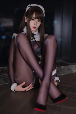 轩萧学姐《NO.80 – 连体丝女仆》主题写真：90张全套美图