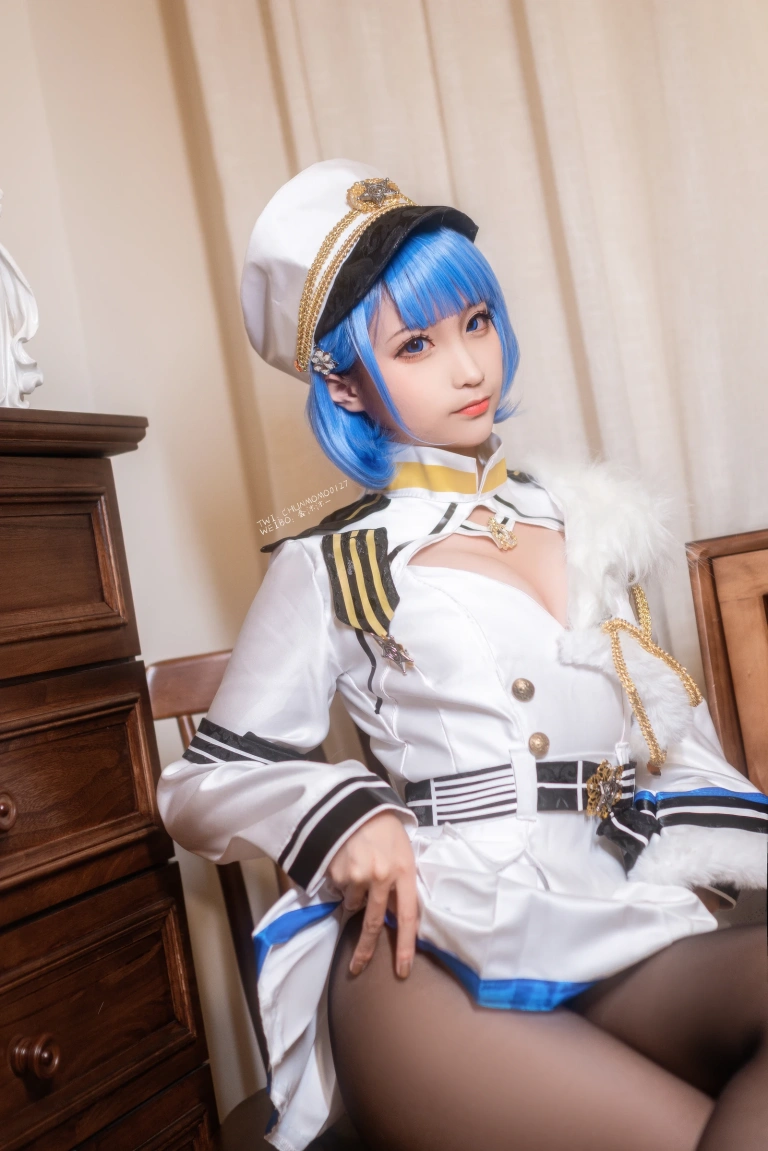 蠢沫沫《恰巴耶夫原皮》主题写真：40张全套美图