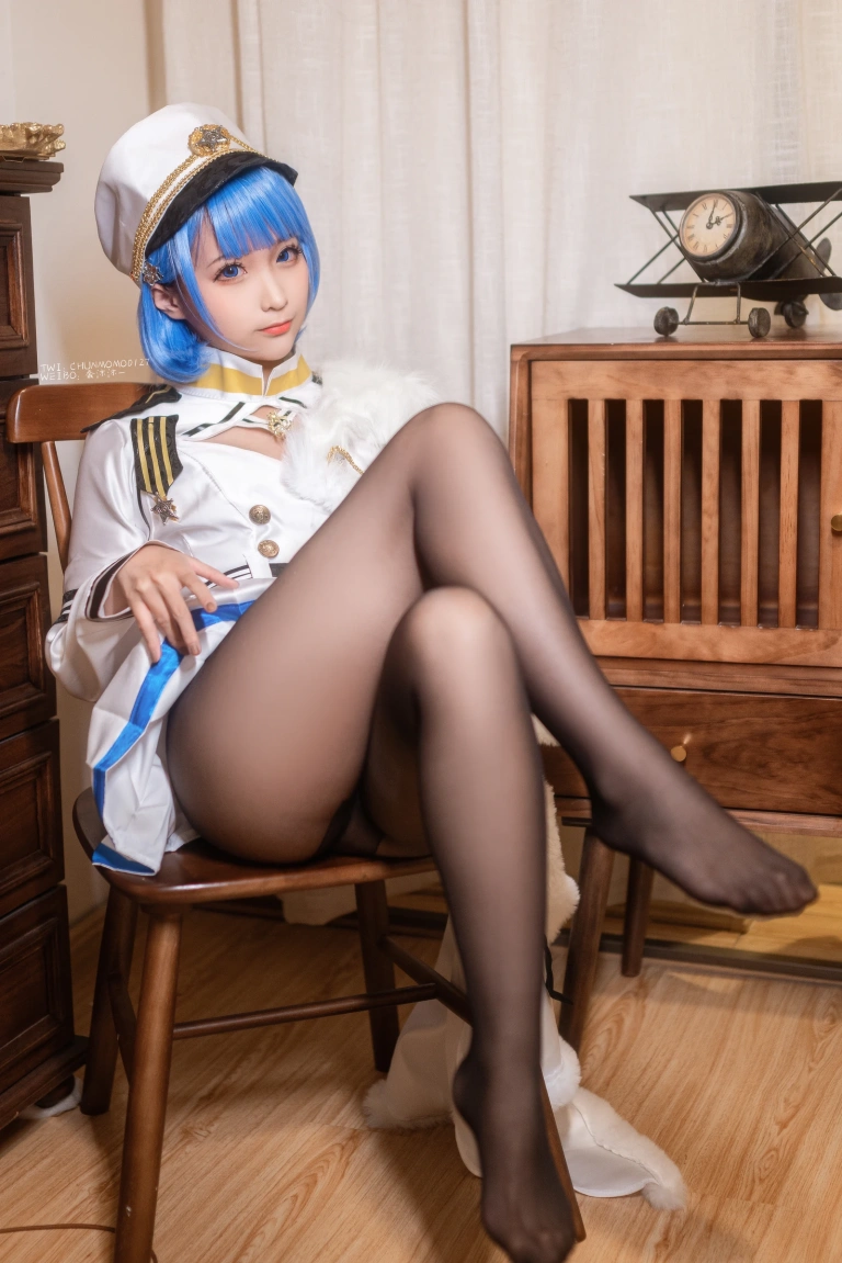蠢沫沫《恰巴耶夫原皮》主题写真：40张全套美图