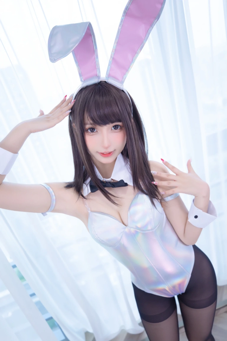 神楽坂真冬《第三季 序号33：兔女郎与钢管《バニーバブル》》主题写真：150张全套美图，含2个视频