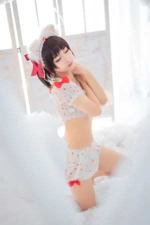 蠢沫沫《私房》主题写真：84张全套美图