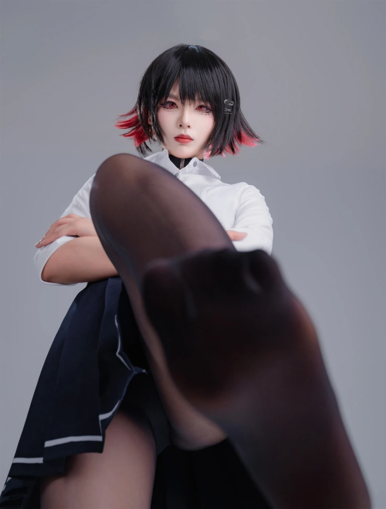 轩萧学姐《NO.84 – 绝区零 鲨鱼妹JK》主题写真：100张全套美图，含1个视频