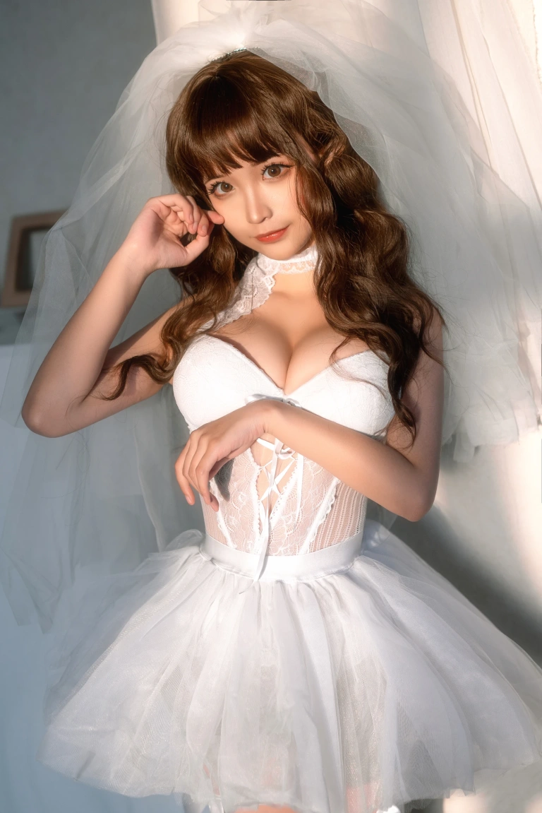 蠢沫沫《婚纱》主题写真：42张全套美图