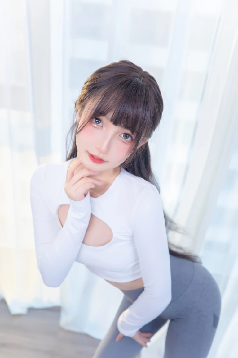 神楽坂真冬《第四季 序号5：《瑜伽少女》》主题写真：75张全套美图