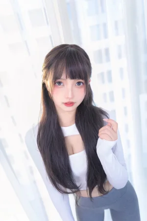 神楽坂真冬《第四季 序号5：《瑜伽少女》》主题写真：75张全套美图