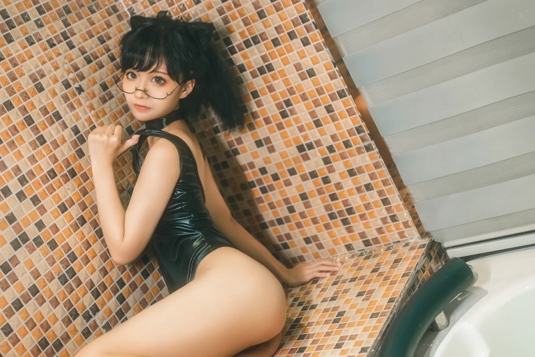 蠢沫沫《死库水》主题写真：42张全套美图