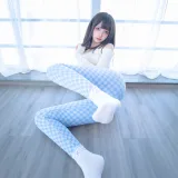 神楽坂真冬《第四季 序号7：《蓝白格》》主题写真：75张全套美图