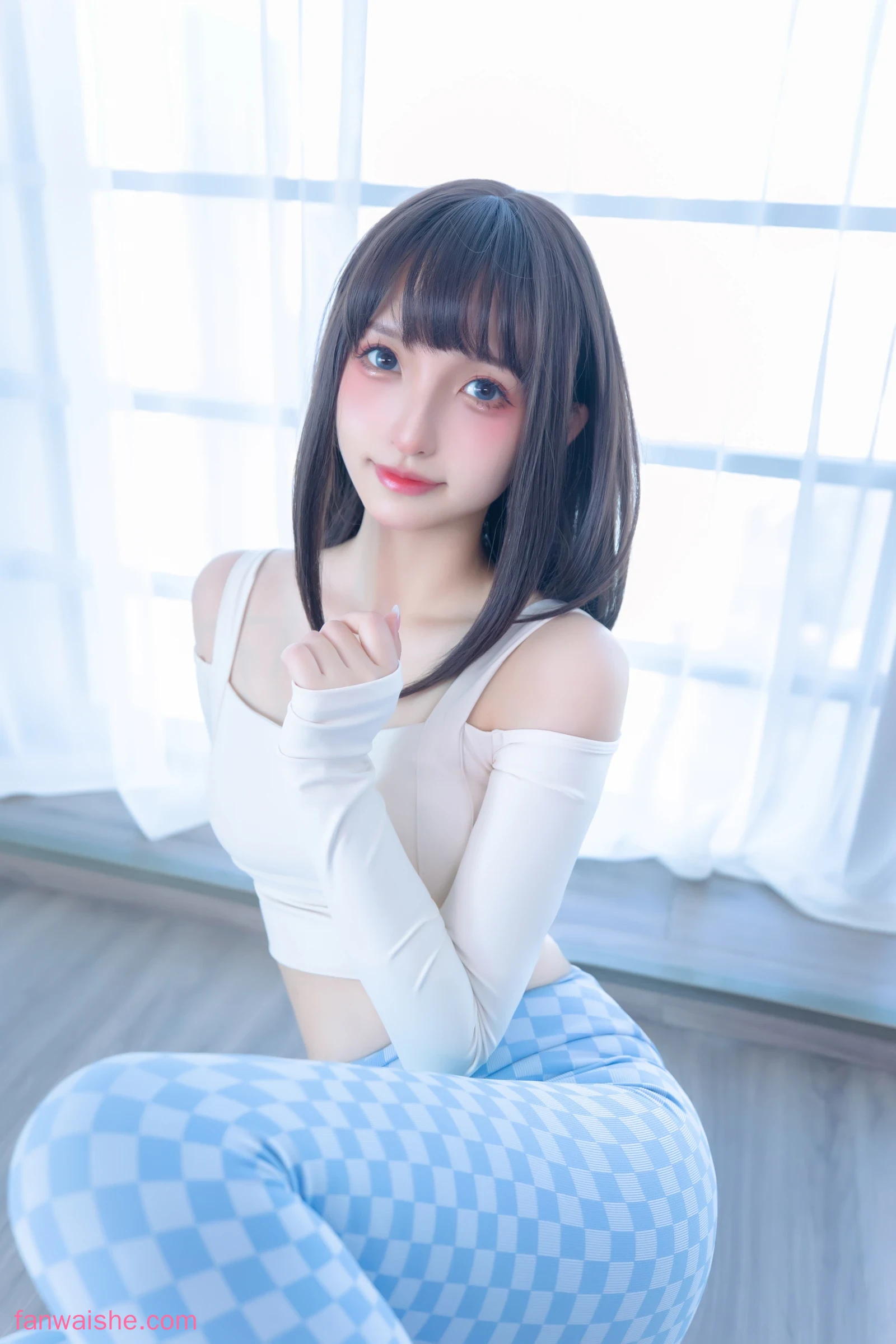神楽坂真冬 神楽坂真冬 NO.89 - 第四季 序号7：《蓝白格》