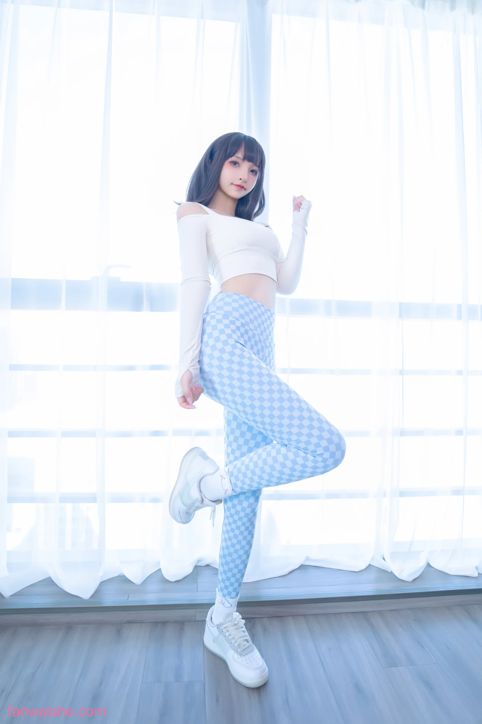 神楽坂真冬 神楽坂真冬 NO.89 - 第四季 序号7：《蓝白格》