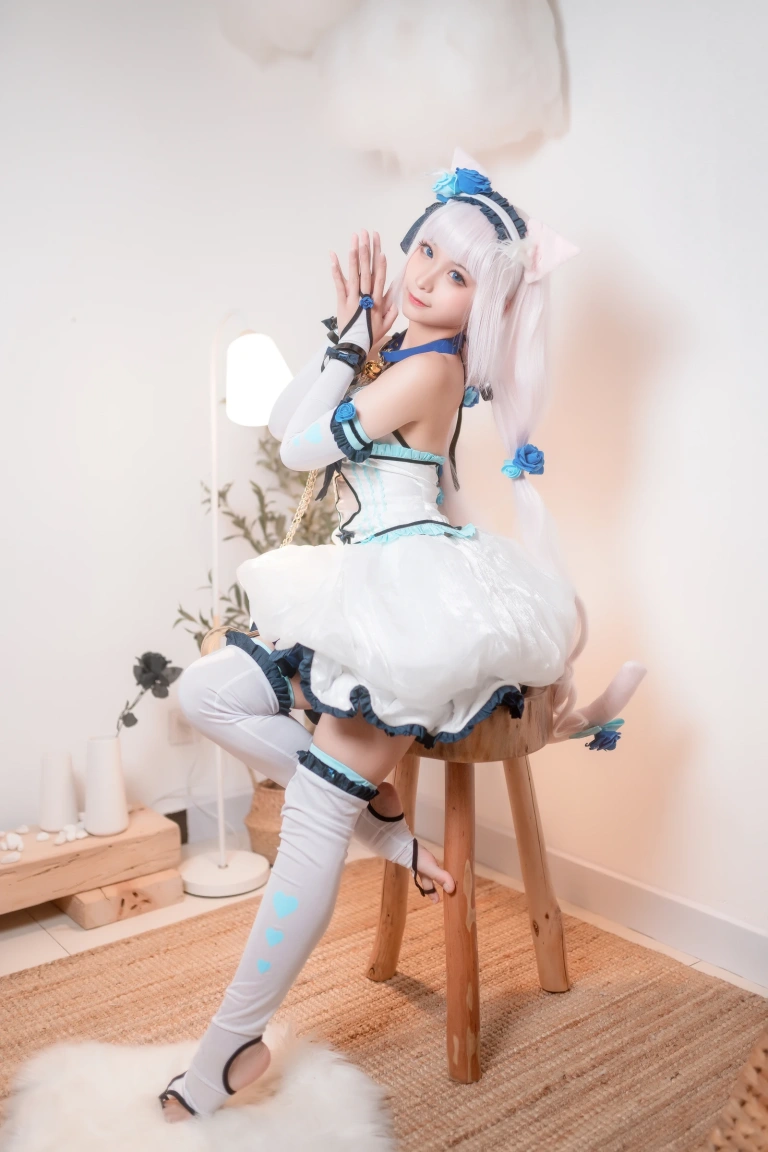 蠢沫沫《香子兰》主题写真：44张全套美图