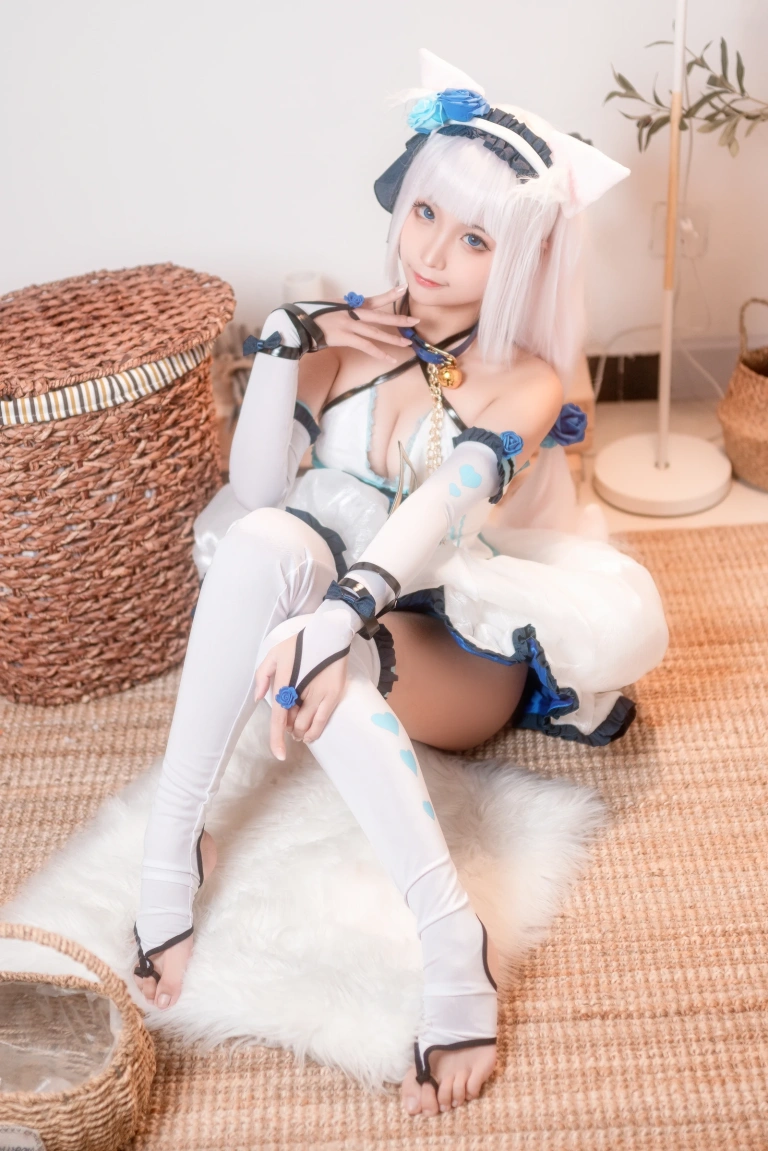 蠢沫沫《香子兰》主题写真：44张全套美图