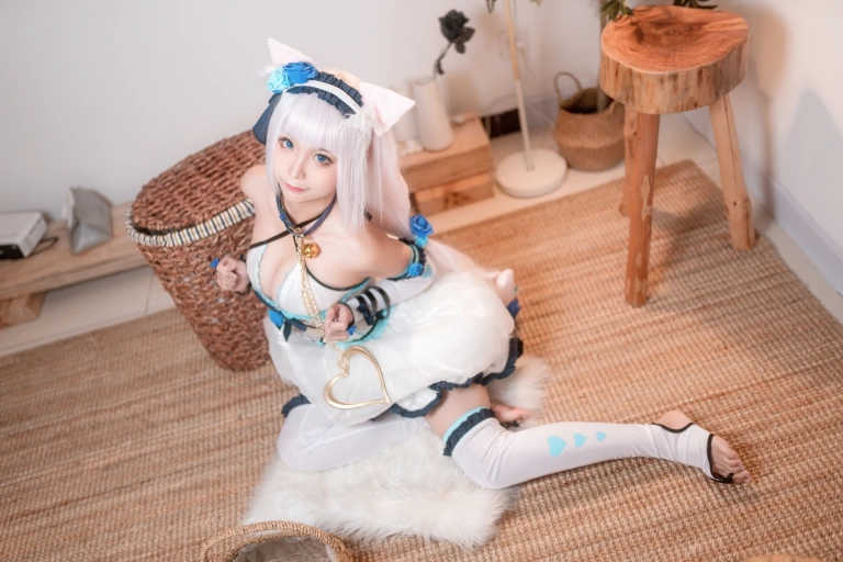 蠢沫沫《香子兰》主题写真：44张全套美图