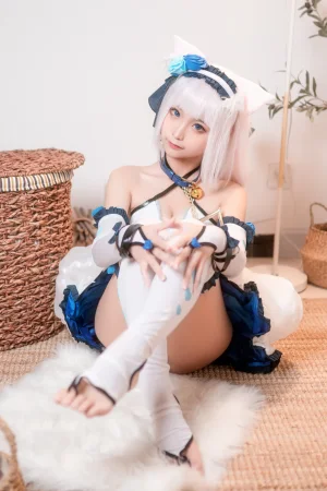 蠢沫沫《香子兰》主题写真：44张全套美图