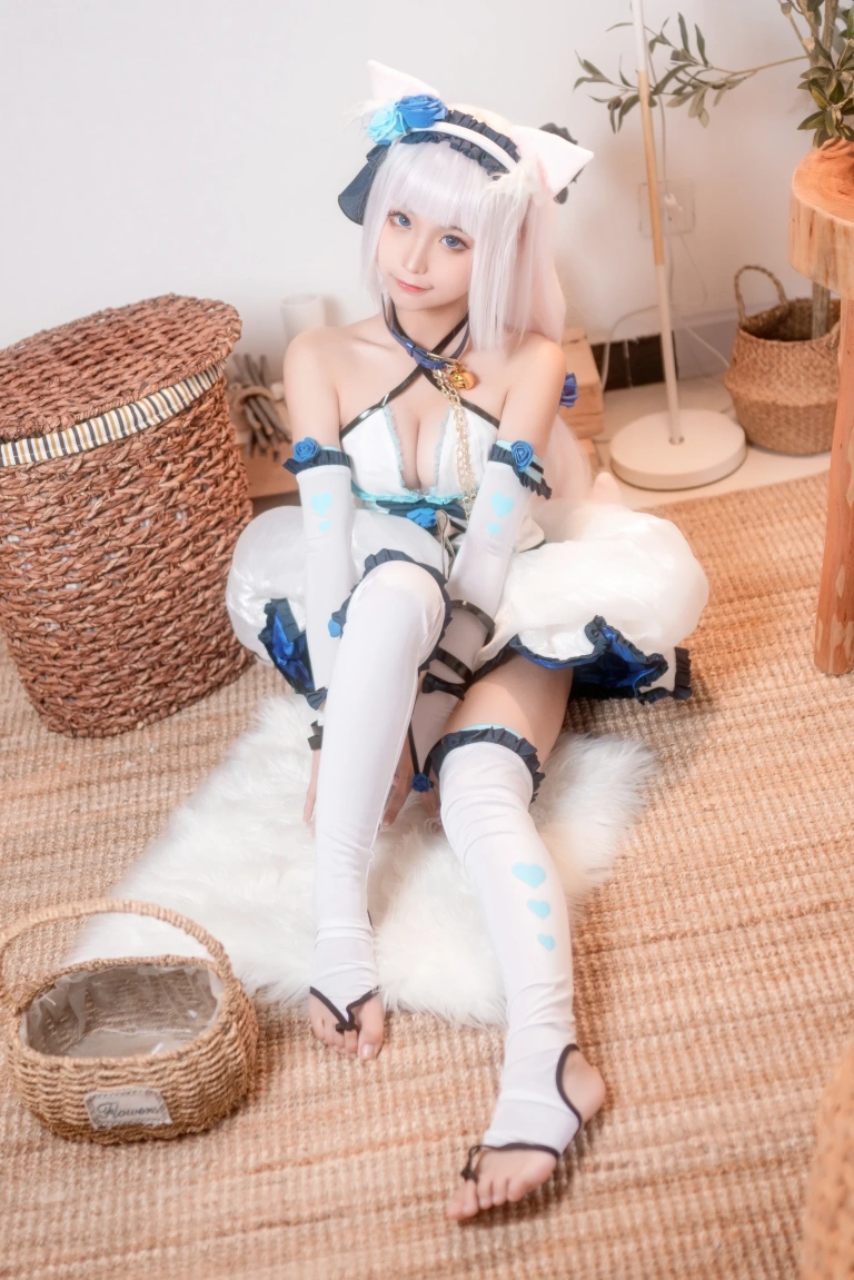 蠢沫沫《香子兰》主题写真：44张全套美图