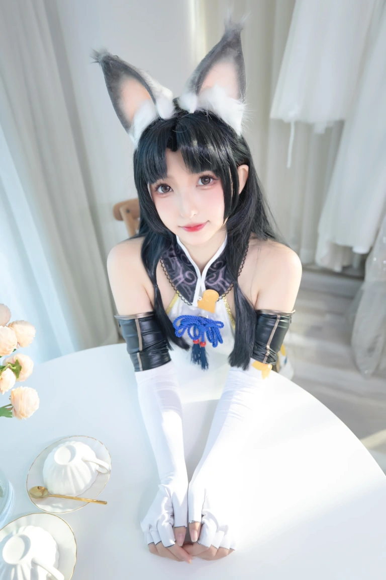 神楽坂真冬《第四季 序号8：《黑丝胡桃》》主题写真：75张全套美图