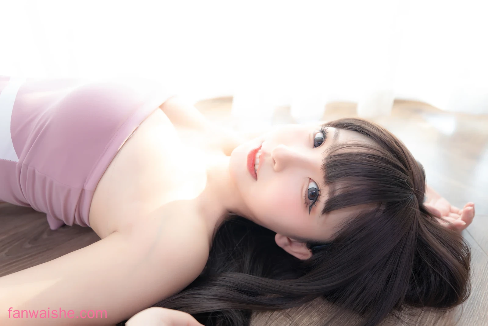 神楽坂真冬 神楽坂真冬 NO.92 - 第四季 序号10：《草莓蜜桃》