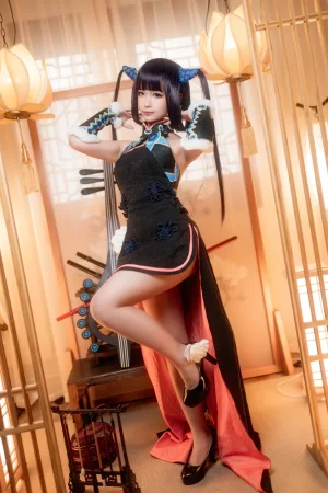 蠢沫沫《杨玉环二破》主题写真：40张全套美图