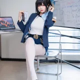 轩萧学姐《NO.93 – 索拉》主题写真：50张全套美图