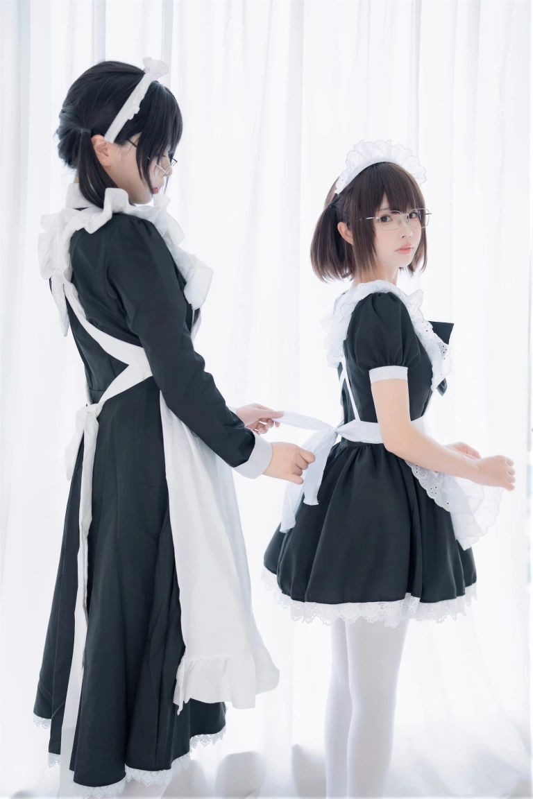 轩萧学姐&雪香川SUI《NO.96 – 双人女仆》主题写真：110张全套美图，含1个视频