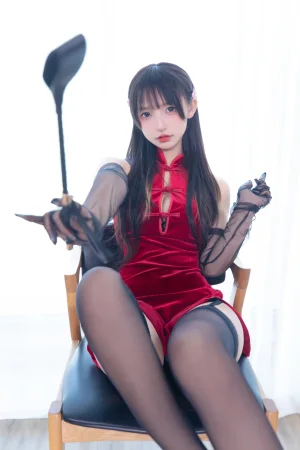 神楽坂真冬《第四季 序号15：《甜蜜皮鞭》》主题写真：75张全套美图
