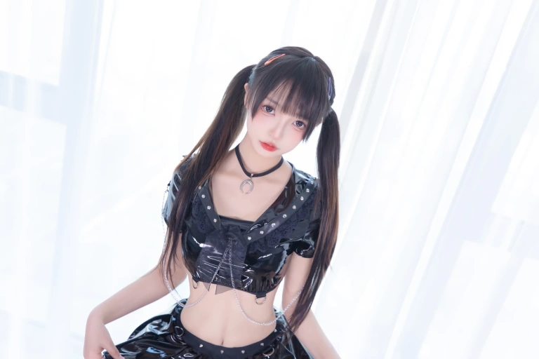 神楽坂真冬《第四季 序号16：《魔女の课后辅导》》主题写真：75张全套美图