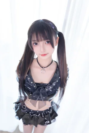 神楽坂真冬《第四季 序号16：《魔女の课后辅导》》主题写真：75张全套美图