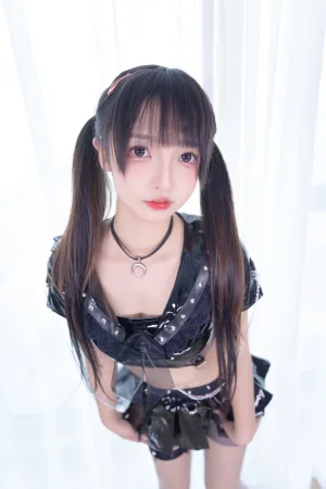 神楽坂真冬《第四季 序号16：《魔女の课后辅导》》主题写真：75张全套美图