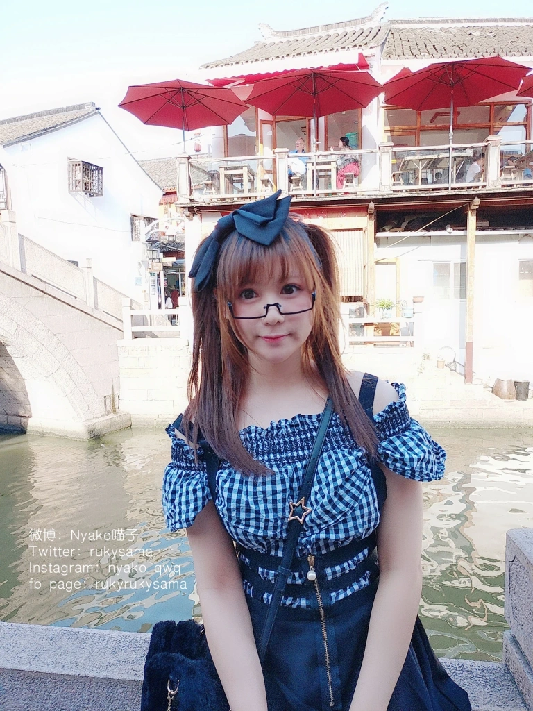 Nyako喵子《自撮り①》主题写真：207张全套美图，含6个视频