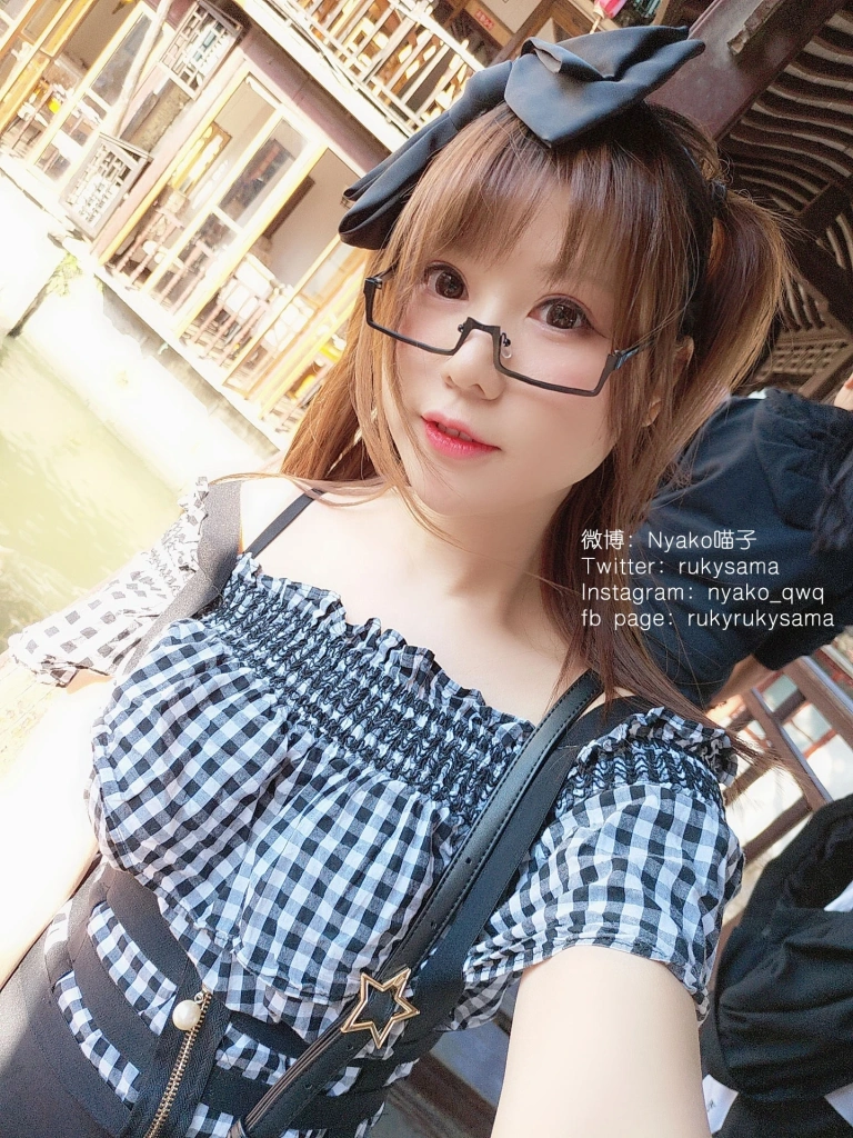 Nyako喵子《自撮り①》主题写真：207张全套美图，含6个视频