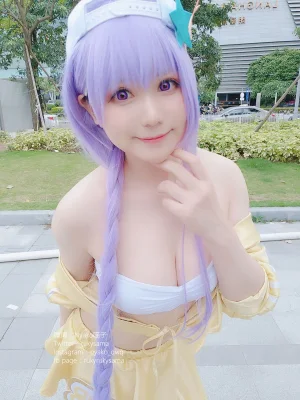 Nyako喵子《自撮り①》主题写真：207张全套美图，含6个视频